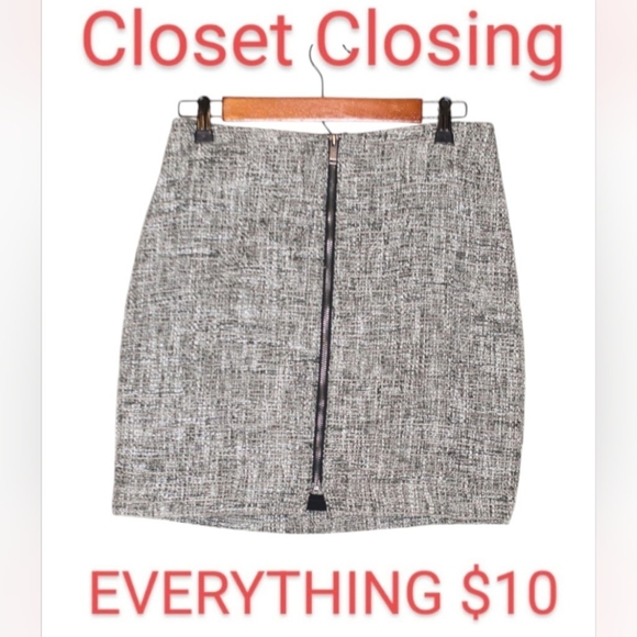 Banana Republic Factory Skirt - CLOSET CLOSING   - Picture 5 of 8